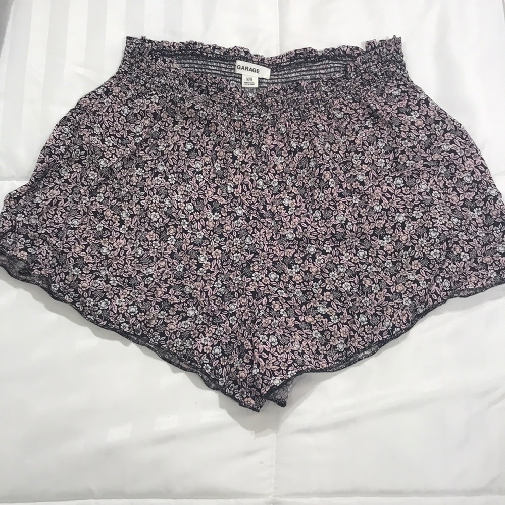 Garage floral shorts